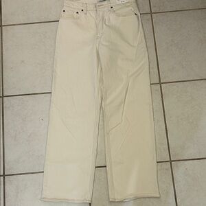 Abercrombie & Fitch High Rise Jeans in Light Cream